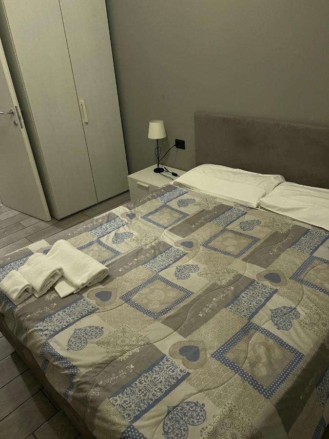 Apartaments Marconi Saronno Bagian luar foto